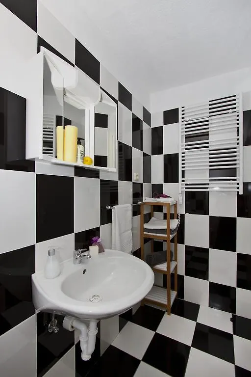 Villa Yvonne Trogir