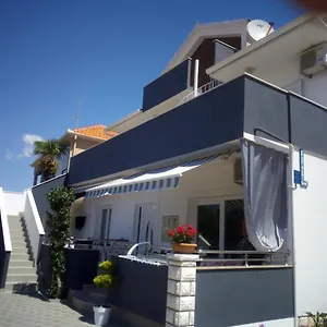 apartment-sime-bibinje.hotelinzadar.com/